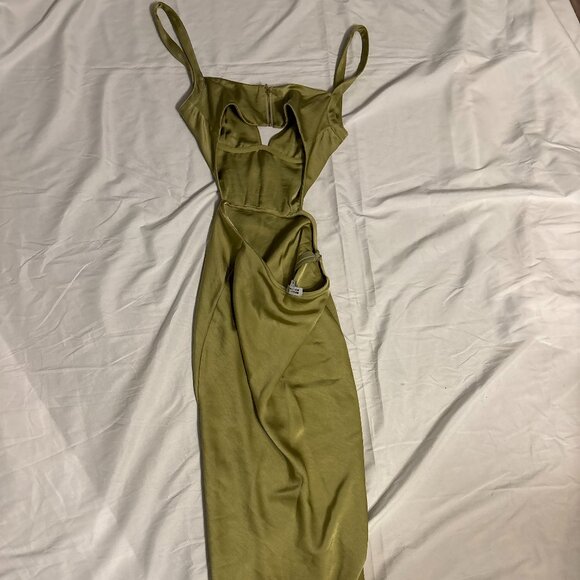 Green Maxi Dress - Picture 2 of 3